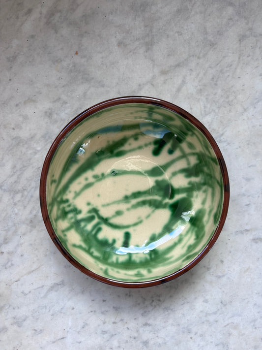 Small salad bowl green splash